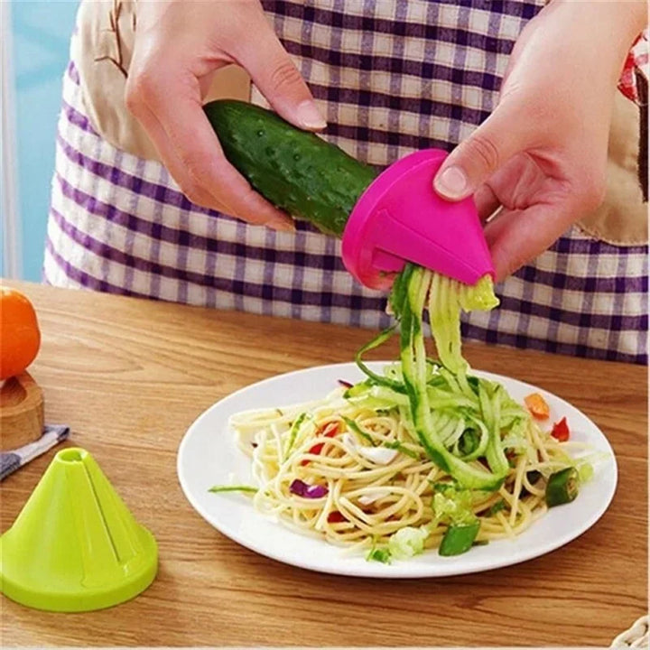 Multifunctional Spiral Peeler for Fruits and Vegetables – Manual Kitchen Grater